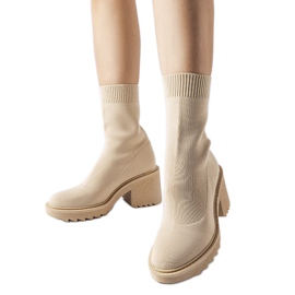 Botins bege com parte superior flexível Cadiz