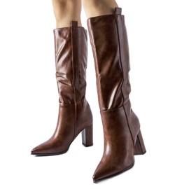 Botas marrons Palma marrom