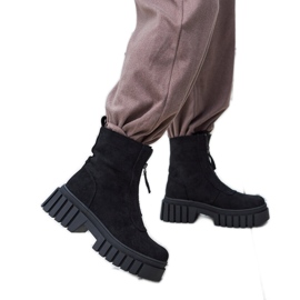Botins pretos com isolamento e zíper Azzurra