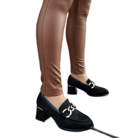 Sapatos pretos com bloco de camurça ecológica Sapatos pretos com bloco de camurça ecológica