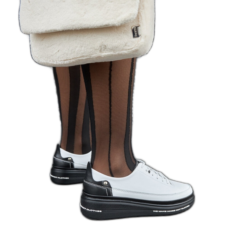 Tênis de cunha de couro preto e branco Piano