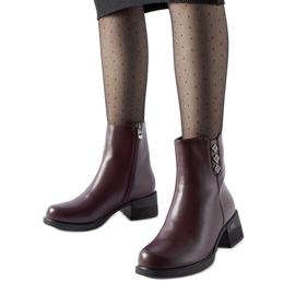 Botins com isolamento Borgonha e zircões Insignia vermelho