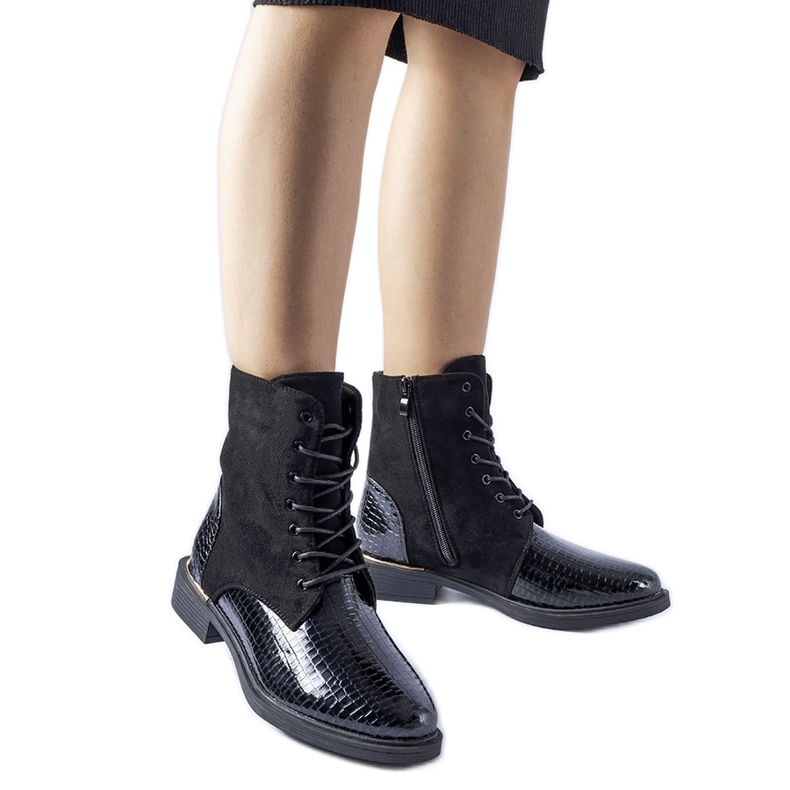Botins Rosetta com isolamento preto envernizado