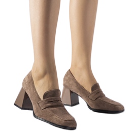 Sapatos marrons com salto Mill envernizado marrom