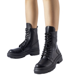 Botas rasteiras pretas com protetor Zacharie preto