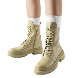 Botas rasteiras verdes com protetor Zacharie