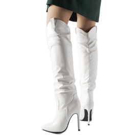 Botas longas brancas com salto alto da Cerati branco Botas longas brancas com salto alto da Cerati branco