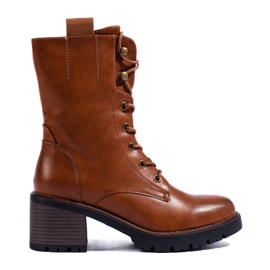 Botins altos com atacadores castanhos Shelovet marrom