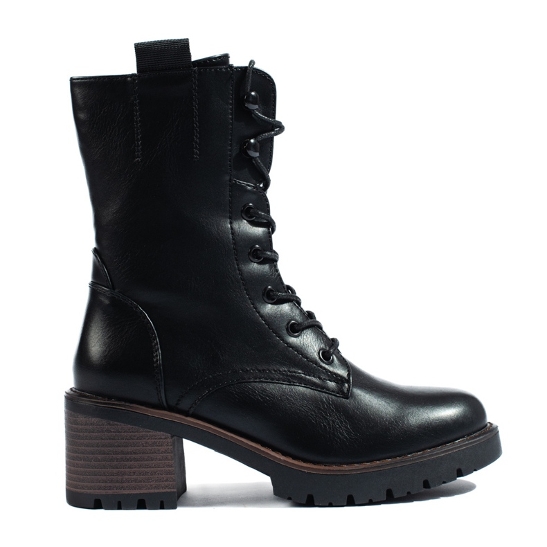 Botins de cano alto pretos com cadarço Shelovet.