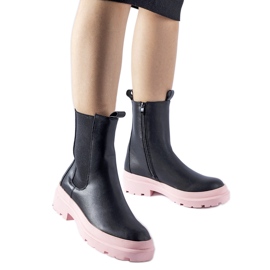 Botins Georgette pretos com sola rosa