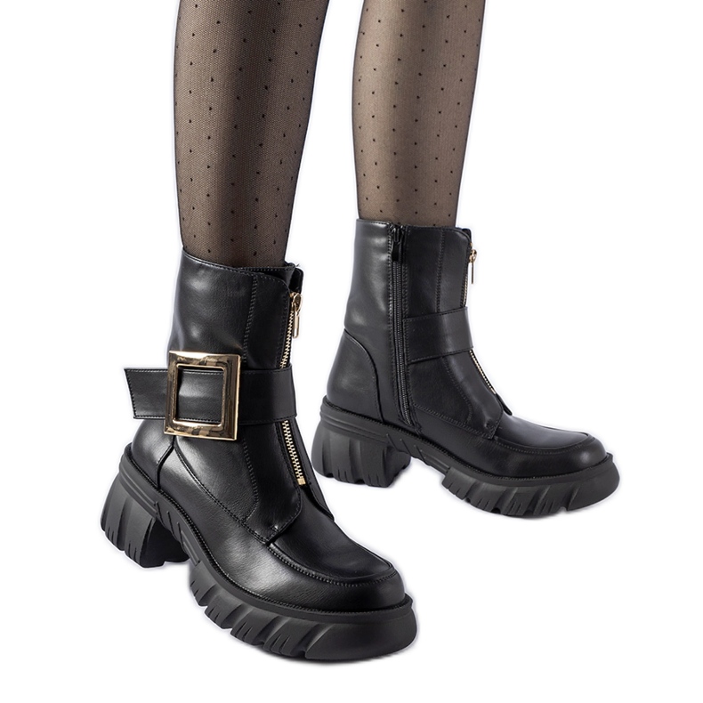 Botins maciços pretos com fivela Morgan