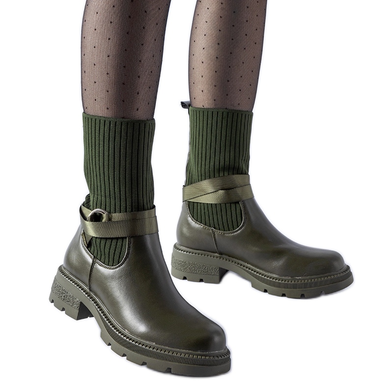 Botins com meia isolada verde escuro da Picker