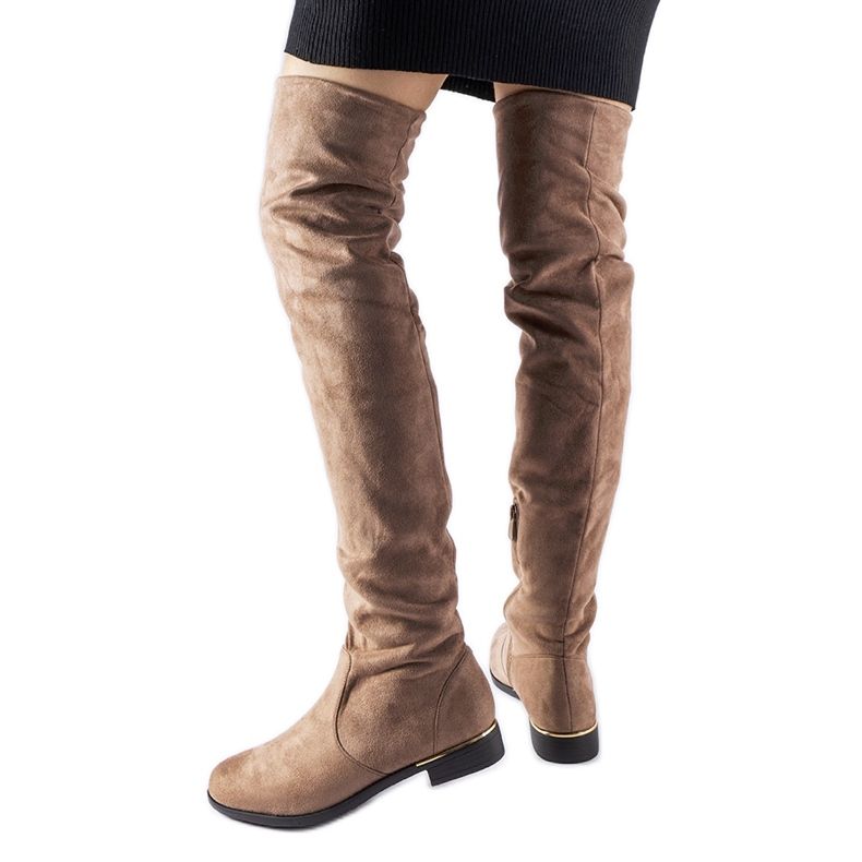 Botas longas marrons quentes de camurça ecológica Elwira castanho