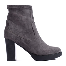 Botins de camurça cinza com salto alto da Daszyński Botins de camurça cinza com salto alto da Daszyński