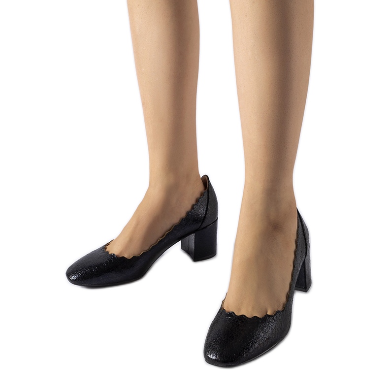 Sapatos de salto alto Remanzacco pretos