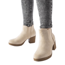 Botins slip-on bege, Trevano.