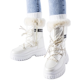 Botas de neve com isolamento bege e inscrição Giorgio