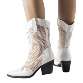 Botas de cowboy brancas vazadas e salto baixo da Beato branco