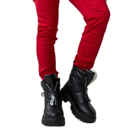 Botas de neve pretas com isolamento e inscrições Eulália preto