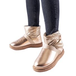 Botas de neve curtas marrons brilhantes de Delaune marrom