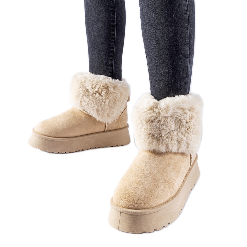 Botas de neve bege decoradas com pele Adelfia