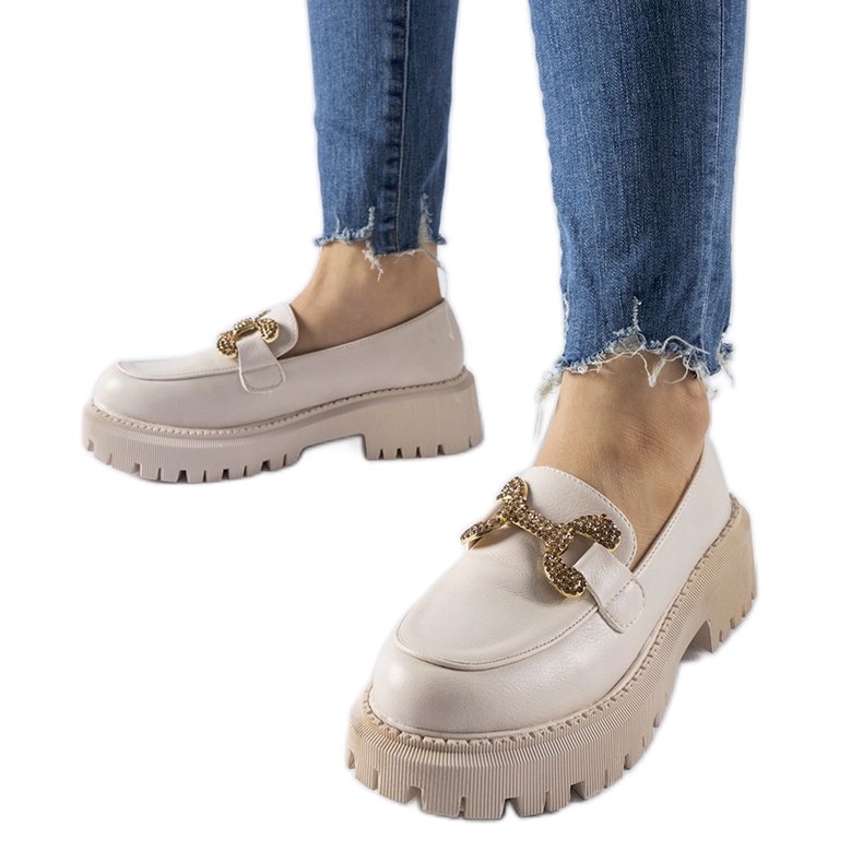 Mocassins bege decorados com strass Uzzone