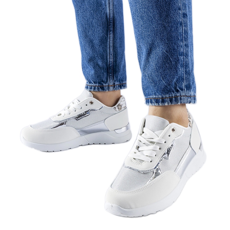 Tênis com glitter branco da Roganzuolo