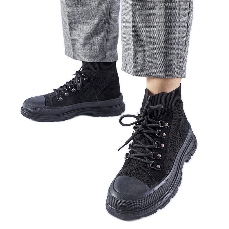 Tênis cano alto preto de tecido Casalma