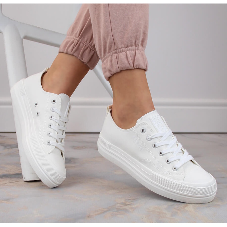 Tênis plataforma branco feminino Big Star LL274968