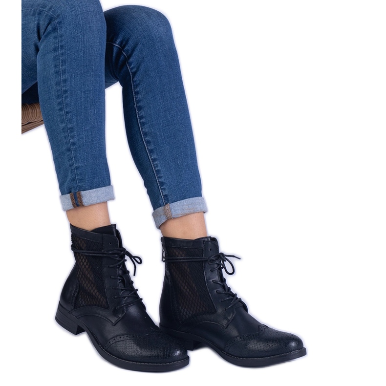 Botas rasteiras pretas com aberturas da Reeves preto