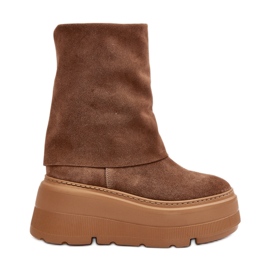 Botins femininos de camurça Zazoo 3410 em uma enorme plataforma de camelo marrom
