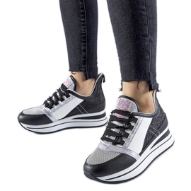 Tênis preto com glitter na plataforma Marce