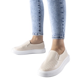 Tênis Fulda bege perfurado