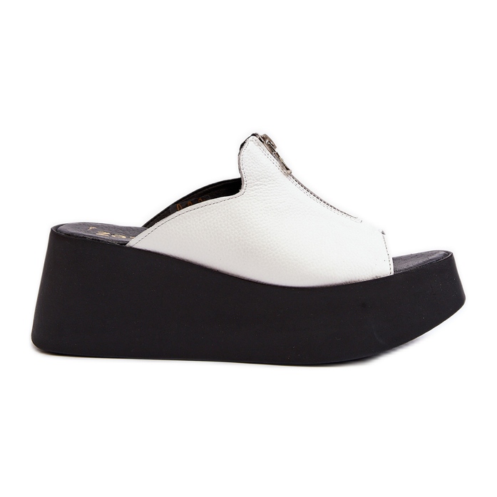 Chinelos femininos Zazoo 2916 em uma plataforma enorme com zíper, branco