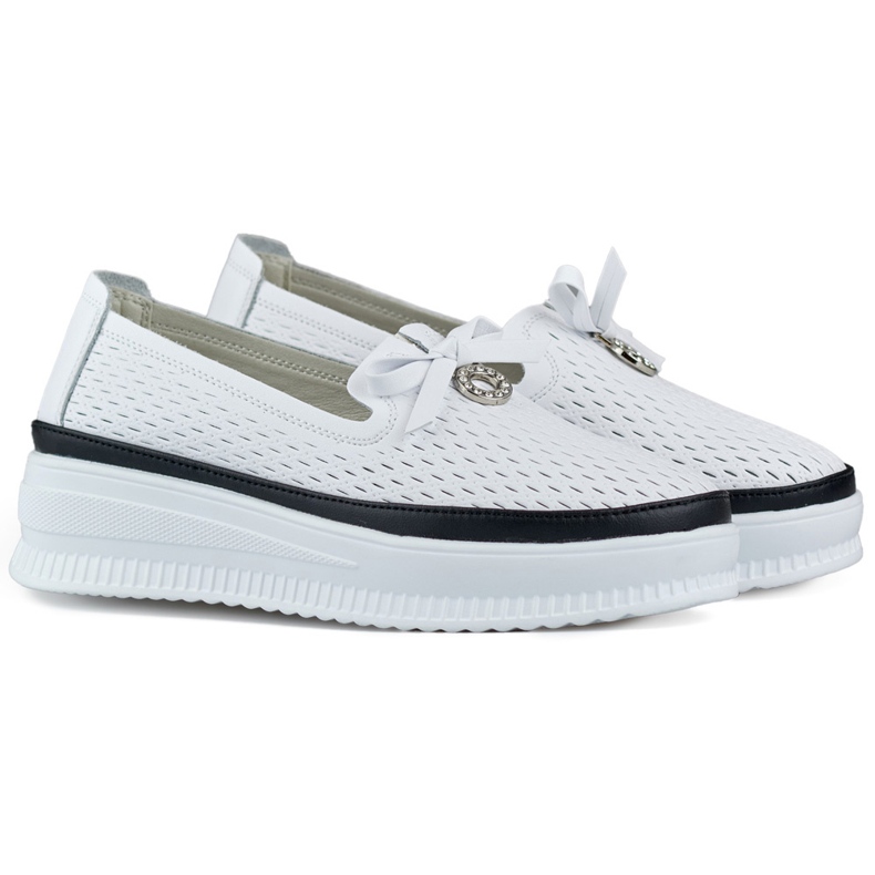 Sapatos femininos de couro perfurado, mocassins confortáveis ​​​​de couro natural branco