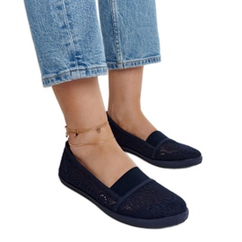 Tênis peônia azul marinho com aberturas Tênis peônia azul marinho com aberturas