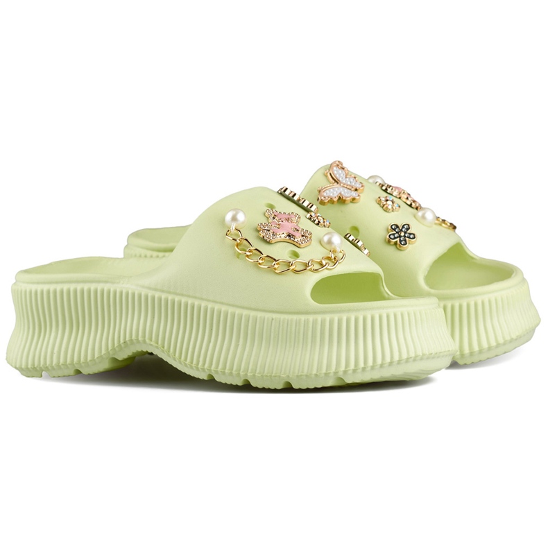 Chinelos femininos de borracha verde claro com enfeites Chinelos femininos de borracha verde claro com enfeites