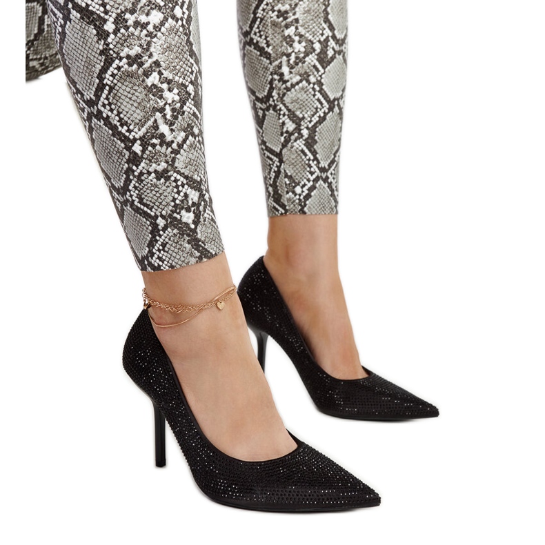 Liena salto alto preto