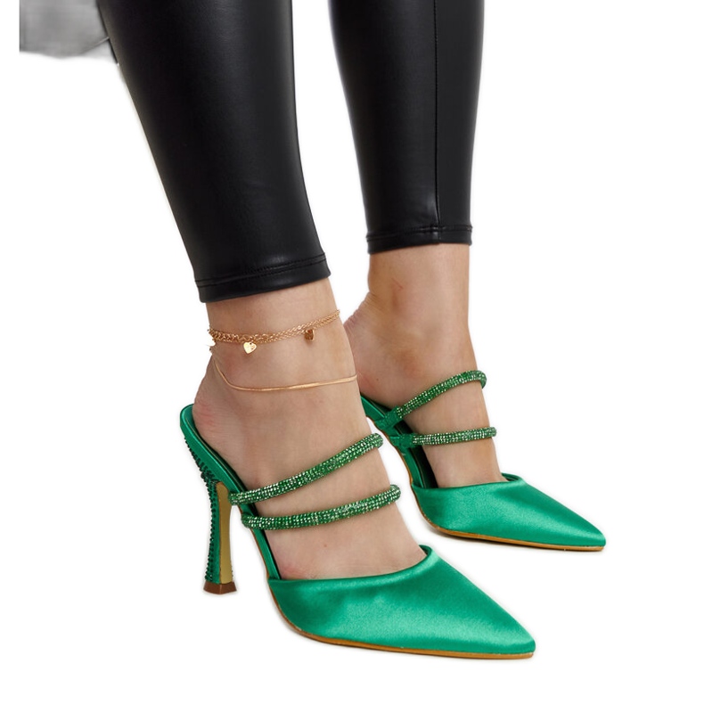 Chinelos verdes de salto alto Raffaelina