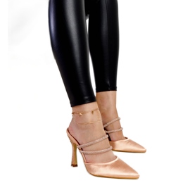 Chinelos bege de salto alto Raffaelina Chinelos bege de salto alto Raffaelina