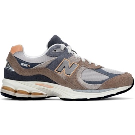 Tênis New Balance M2002REJ marrom