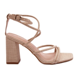 Sandálias de salto alto Herfiana bege com tiras Sandálias de salto alto Herfiana bege com tiras