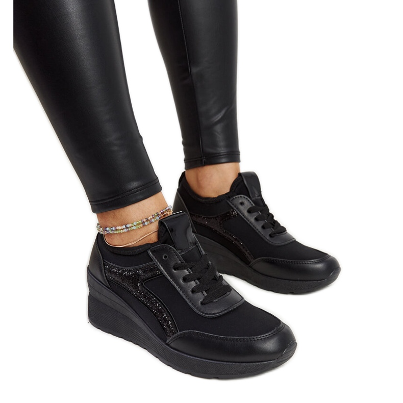 Tênis de cunha Hermina preto