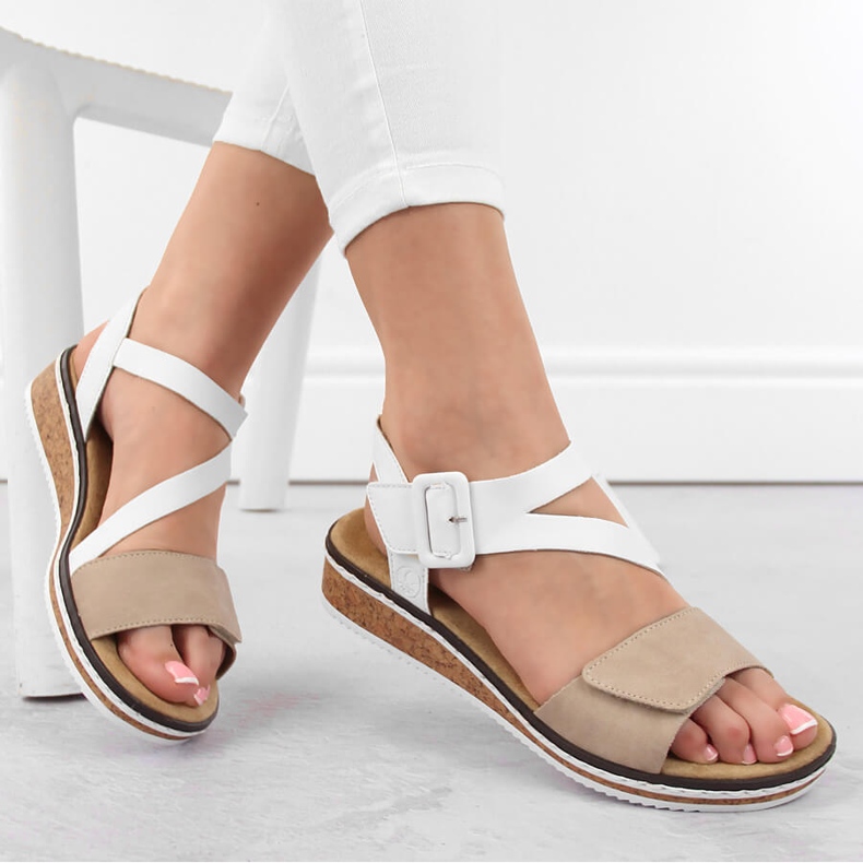 Sandálias combinadas femininas confortáveis ​​com velcro Rieker V3660-60 branco