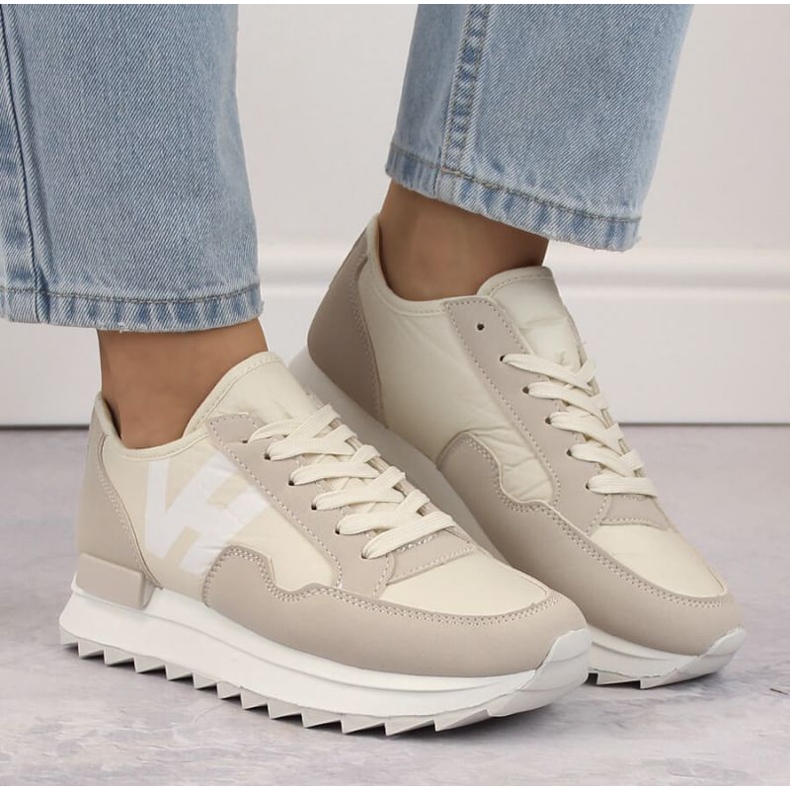 Calçado desportivo com plataforma bege Potocki WOL214