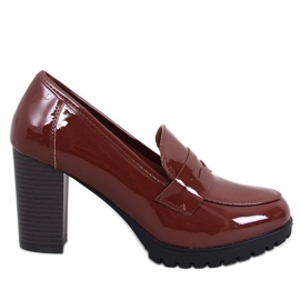 Mocassins com salto envernizado Jeffis Brown marrom