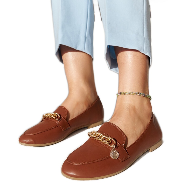 Mocassins marrons com corrente Scaletta marrom castanho