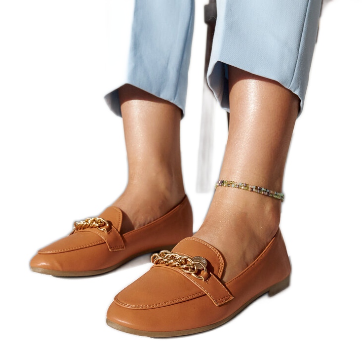Mocassins marrons com corrente Scaletta marrom castanho