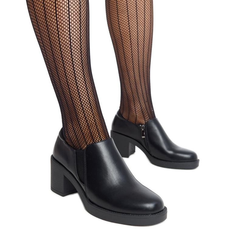 Sapatos de salto alto Lavia pretos