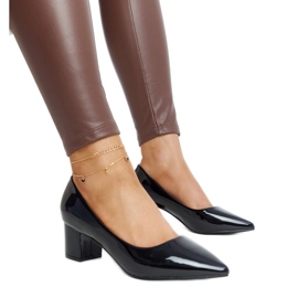 Sapatos de salto alto Ognjenka pretos envernizados Sapatos de salto alto Ognjenka pretos envernizados